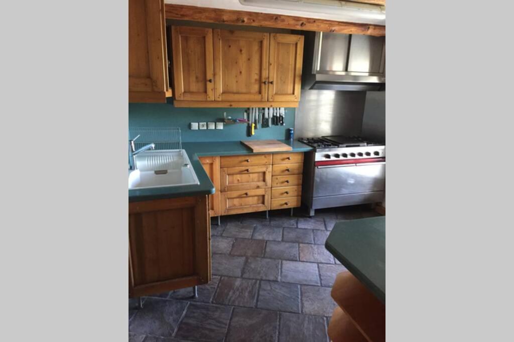 Paisible Chalet Montagne Avec Option Jacuzzi Seez Exterior photo